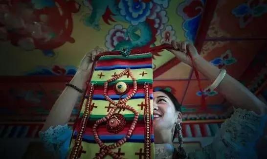 成人礼视频藏族,青春绽放的神秘仪式